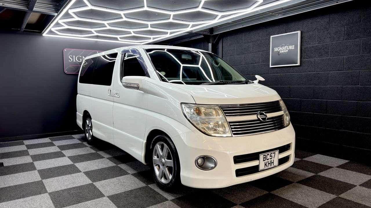 A 2007 NISSAN ELGRAND 0.0L A 2007 NISSAN ELGRAND 0.0L