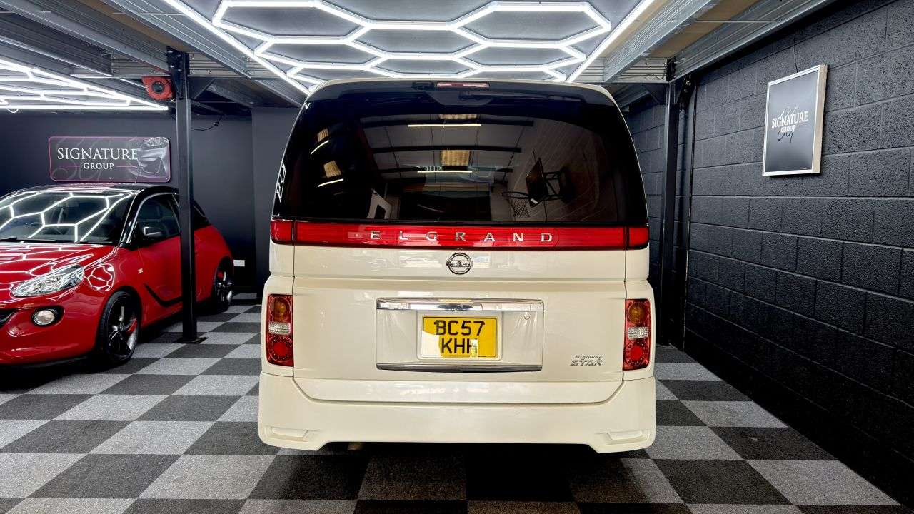 2007 NISSAN ELGRAND 2007 NISSAN ELGRAND