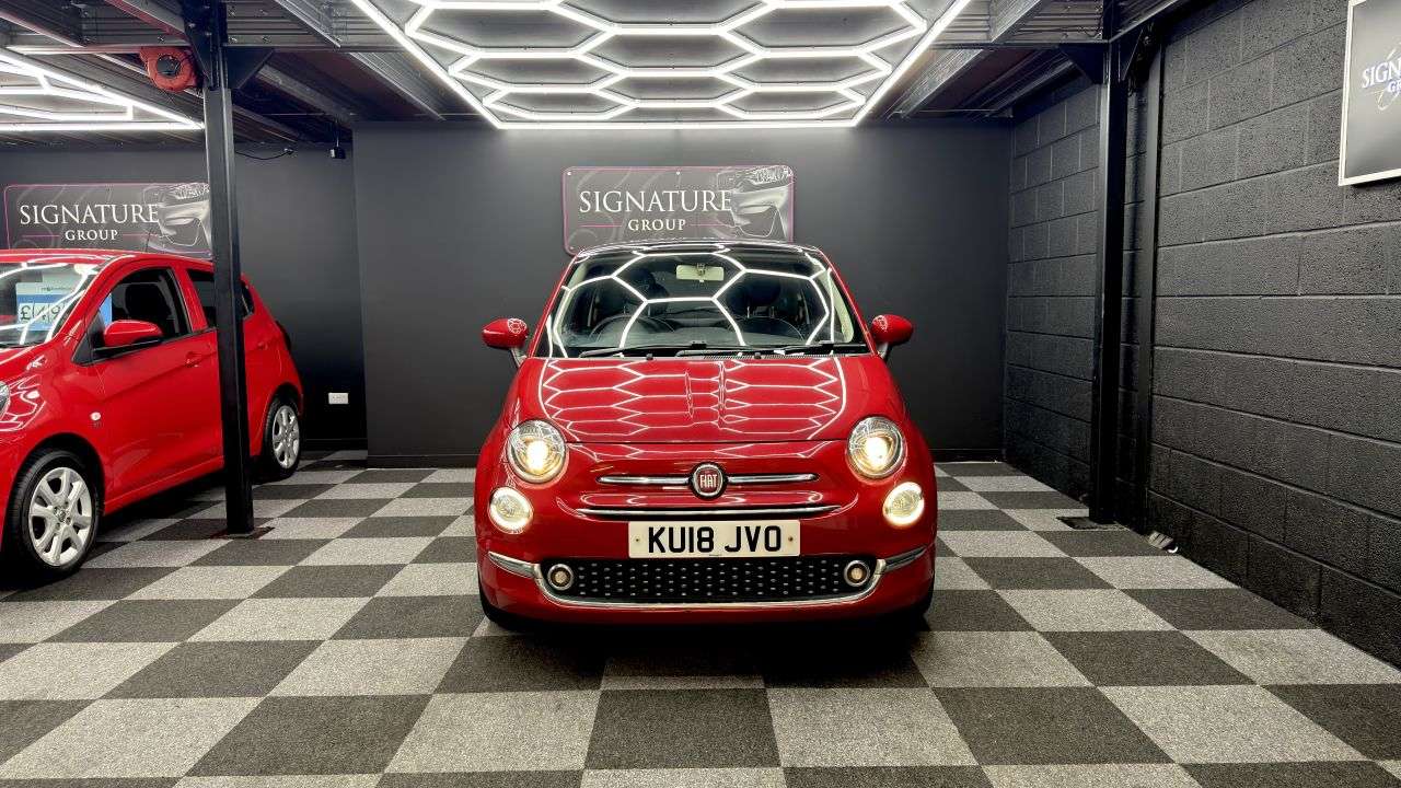 A 2018 FIAT 500 1.2 Lounge Hatchback 3dr Petrol Manual Euro 6 (s/s) (69 bhp) A 2018 FIAT 500 1.2 Lounge Hatchback 3dr Petrol Manual Euro 6 (s/s) (69 bhp)