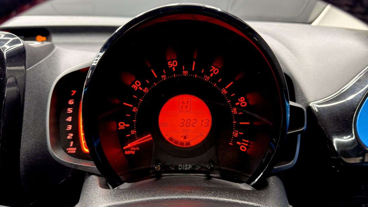 2015 TOYOTA AYGO 2015 TOYOTA AYGO