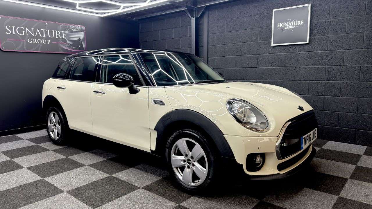 A 2016 MINI CLUBMAN 1.5 Cooper Estate 6dr Petrol Manual Euro 6 (s/s) (136 ps) A 2016 MINI CLUBMAN 1.5 Cooper Estate 6dr Petrol Manual Euro 6 (s/s) (136 ps)
