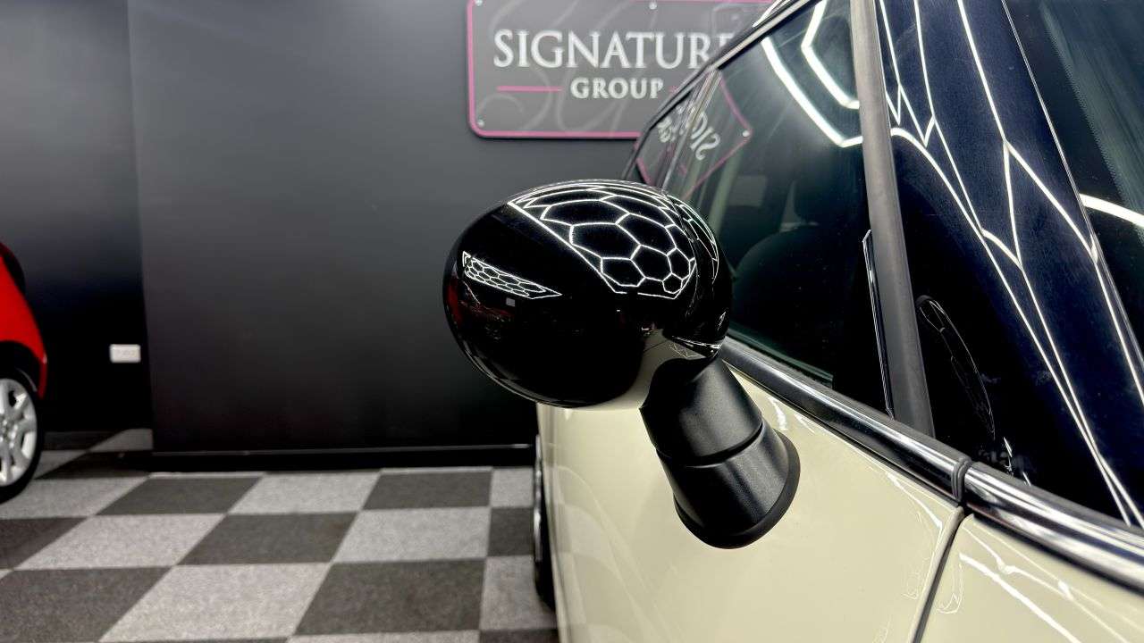 2016 MINI CLUBMAN 2016 MINI CLUBMAN