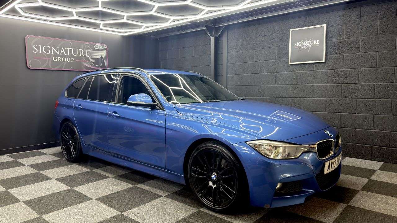 A 2013 BMW 3 SERIES 2.0 320d M Sport Touring 5dr Diesel Manual Euro 5 (s/s) (184 ps) A 2013 BMW 3 SERIES 2.0 320d M Sport Touring 5dr Diesel Manual Euro 5 (s/s) (184 ps)