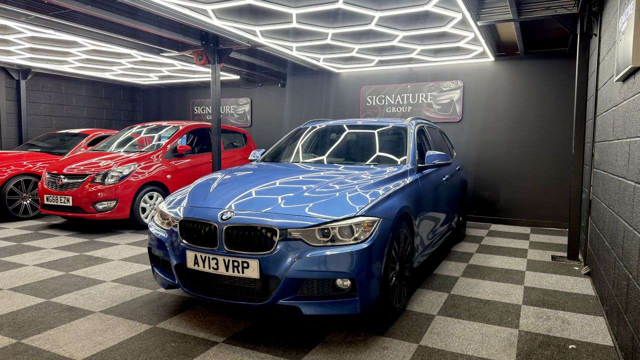 A 2013 BMW 3 SERIES 2.0 320d M Sport Touring 5dr Diesel Manual Euro 5 (s/s) (184 ps) A 2013 BMW 3 SERIES 2.0 320d M Sport Touring 5dr Diesel Manual Euro 5 (s/s) (184 ps)