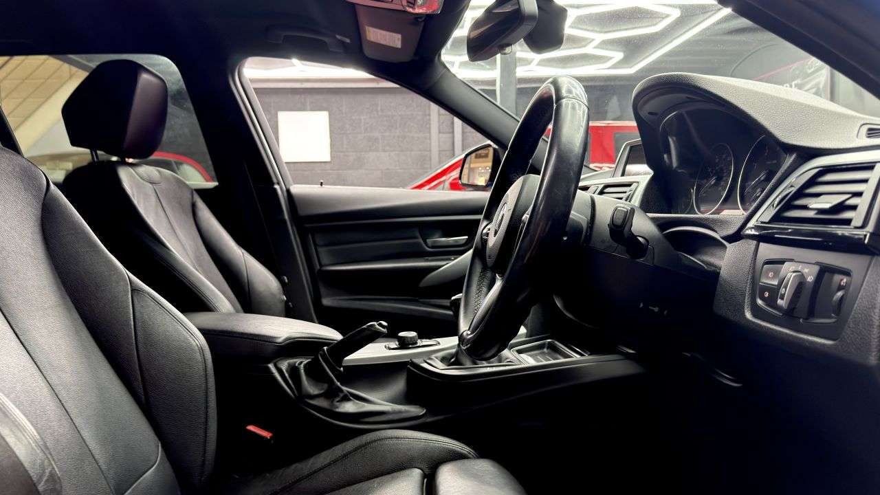 2013 BMW 3 SERIES 2013 BMW 3 SERIES