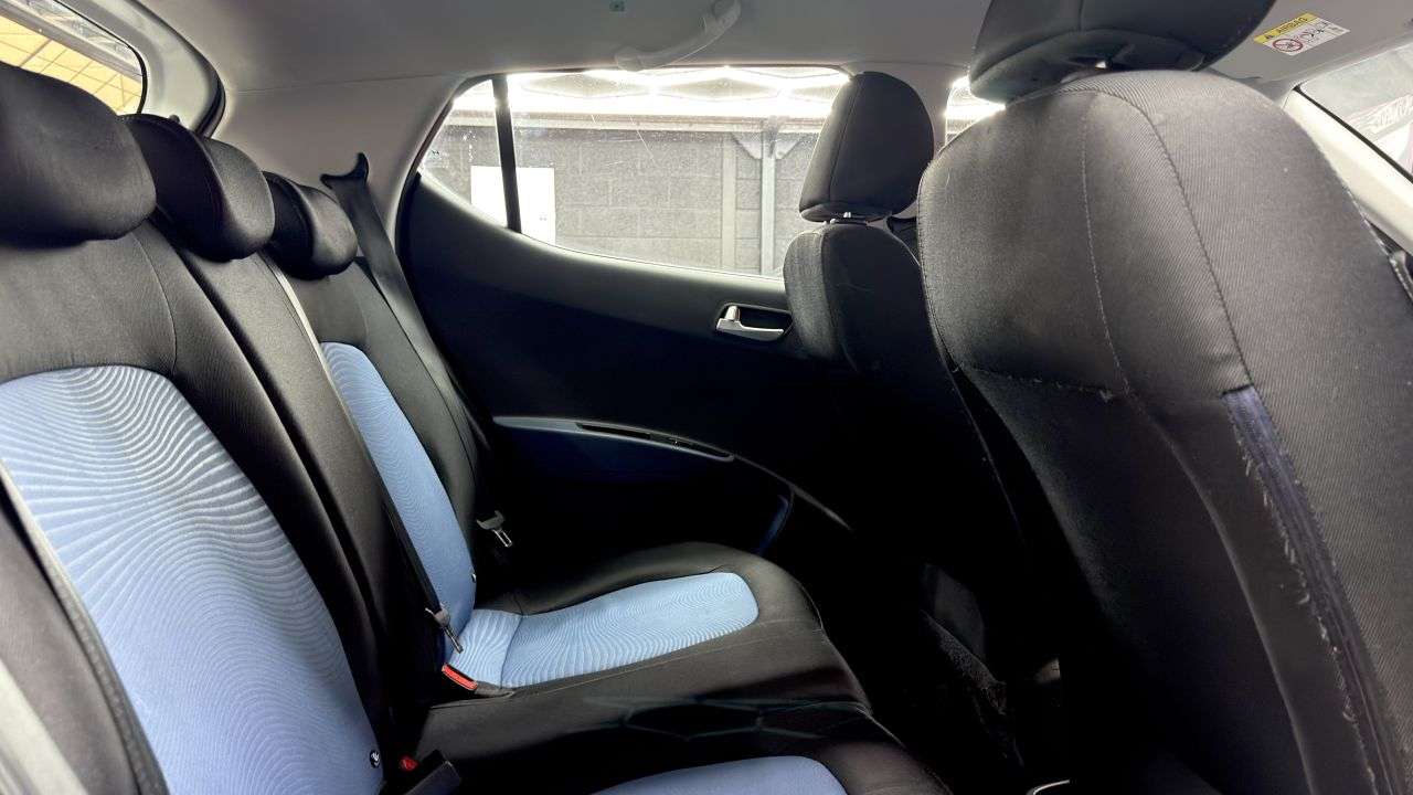 2017 HYUNDAI I10 2017 HYUNDAI I10