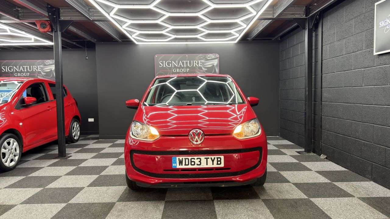 A 2013 VOLKSWAGEN UP! 1.0 Move up! Hatchback 5dr Petrol Manual Euro 5 (60 ps) A 2013 VOLKSWAGEN UP! 1.0 Move up! Hatchback 5dr Petrol Manual Euro 5 (60 ps)