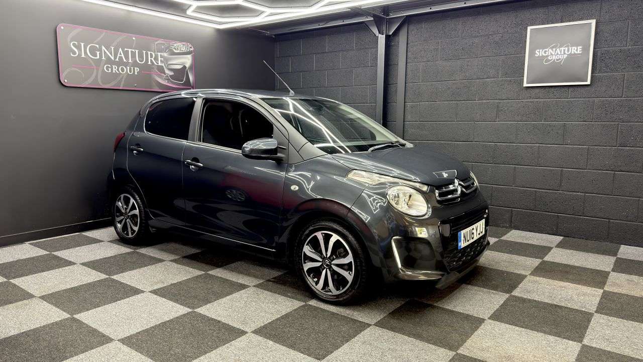 A 2016 CITROEN C1 1.2 PureTech Flair Hatchback 5dr Petrol Manual Euro 6 (82 ps) A 2016 CITROEN C1 1.2 PureTech Flair Hatchback 5dr Petrol Manual Euro 6 (82 ps)