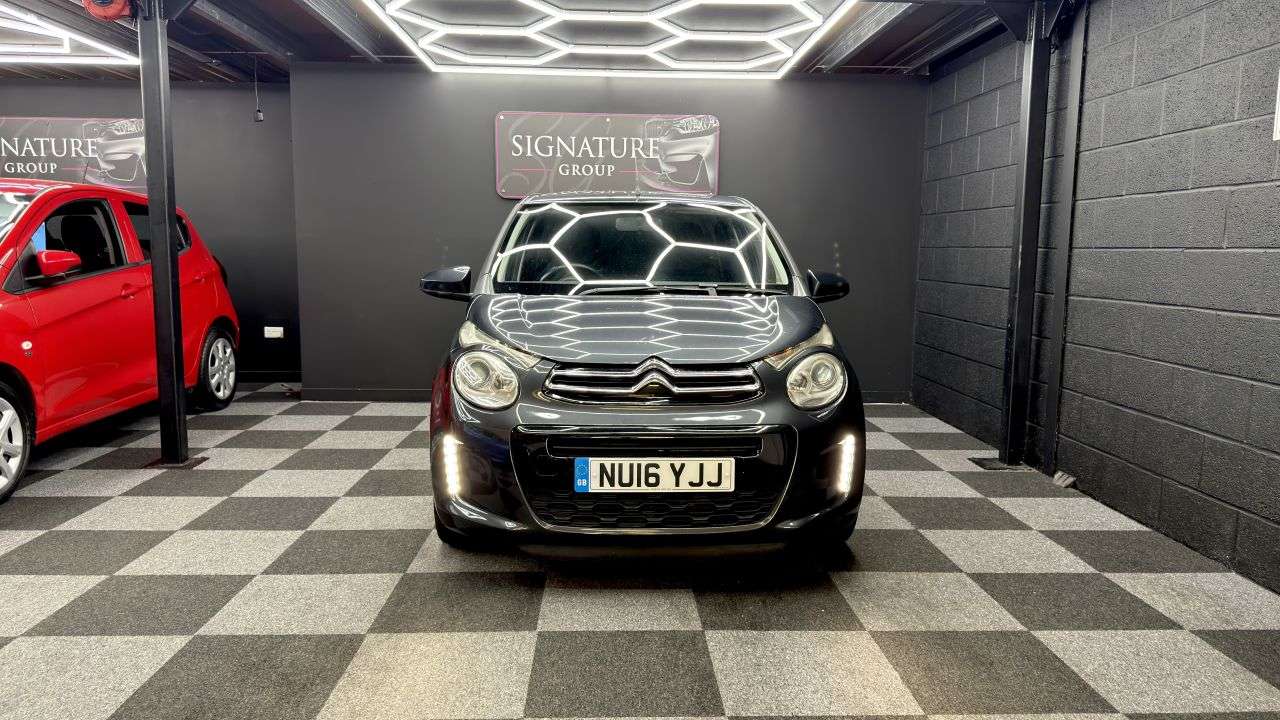 A 2016 CITROEN C1 1.2 PureTech Flair Hatchback 5dr Petrol Manual Euro 6 (82 ps) A 2016 CITROEN C1 1.2 PureTech Flair Hatchback 5dr Petrol Manual Euro 6 (82 ps)