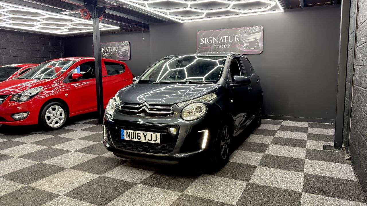 A 2016 CITROEN C1 1.2 PureTech Flair Hatchback 5dr Petrol Manual Euro 6 (82 ps) A 2016 CITROEN C1 1.2 PureTech Flair Hatchback 5dr Petrol Manual Euro 6 (82 ps)