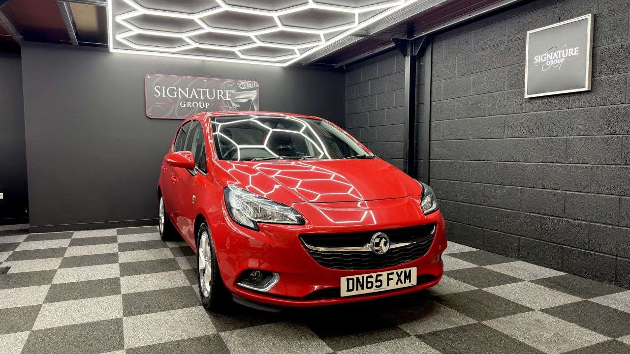 A 2015 VAUXHALL CORSA 1.2i SRi Hatchback 5dr Petrol Manual Euro 6 (70 ps) A 2015 VAUXHALL CORSA 1.2i SRi Hatchback 5dr Petrol Manual Euro 6 (70 ps)