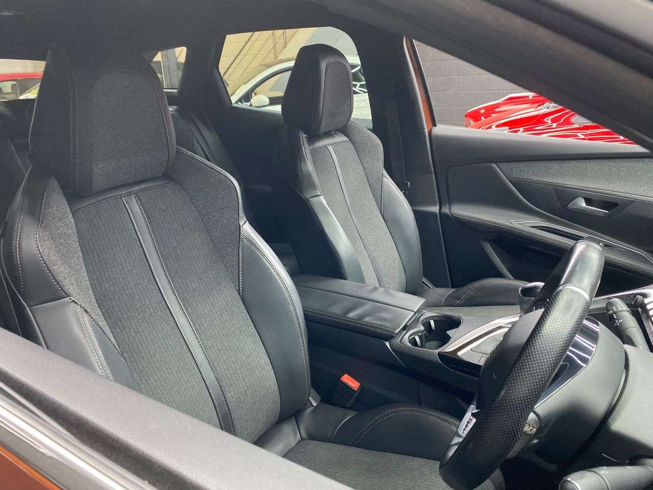 2017 PEUGEOT 3008 2017 PEUGEOT 3008