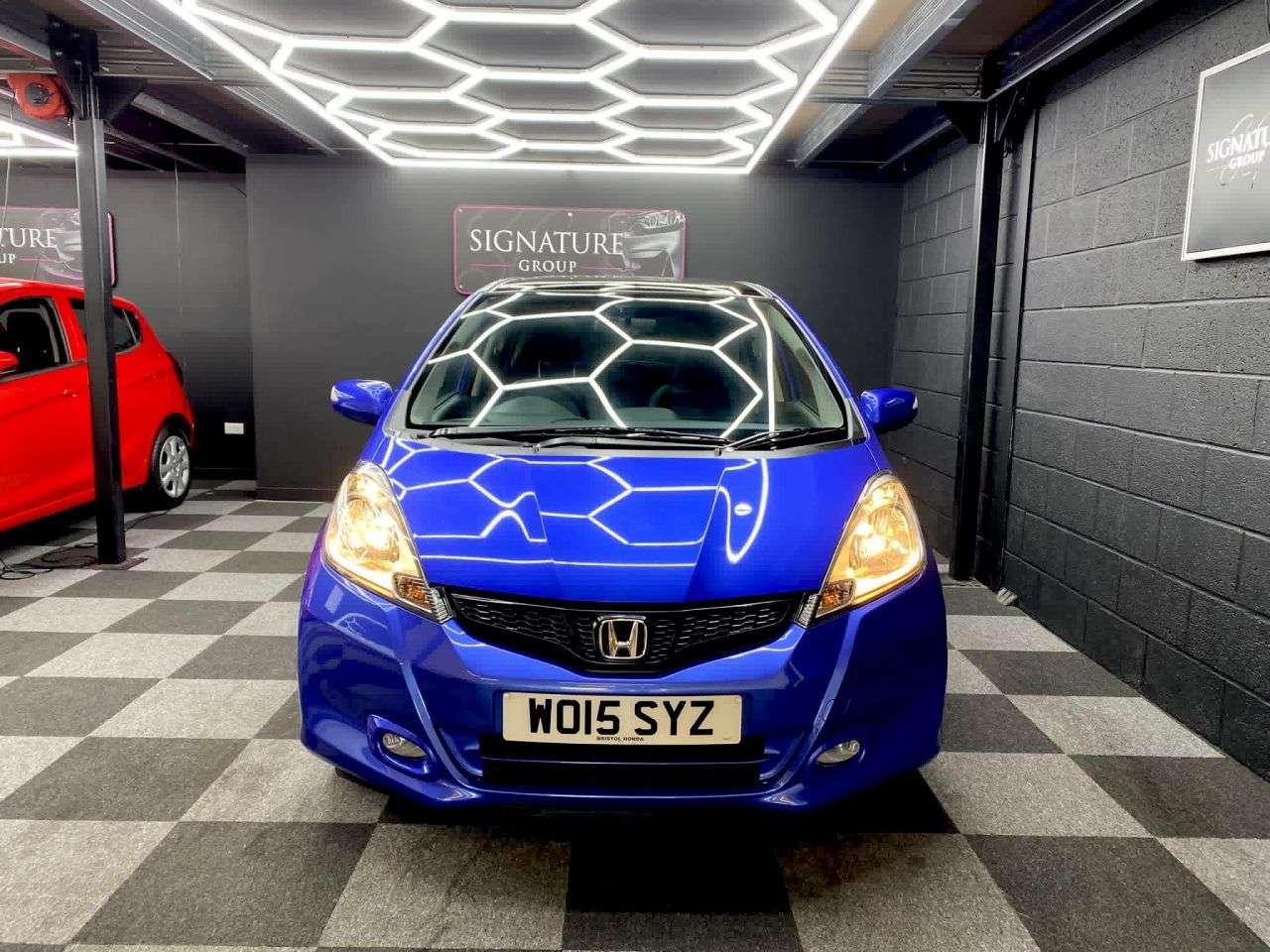 A 2015 HONDA JAZZ 1.4 i-VTEC EXL Hatchback 5dr Petrol Manual Euro 5 (99 ps) A 2015 HONDA JAZZ 1.4 i-VTEC EXL Hatchback 5dr Petrol Manual Euro 5 (99 ps)