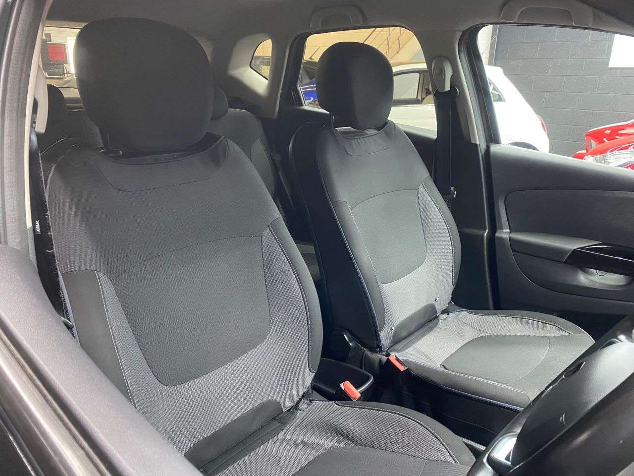 2017 RENAULT CAPTUR 2017 RENAULT CAPTUR