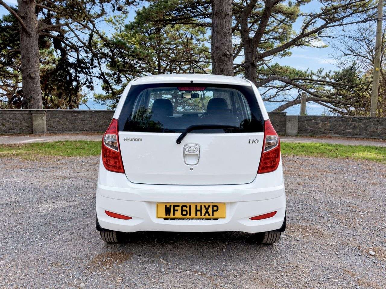 A 2011 HYUNDAI I10 1.2 Active Hatchback 5dr Petrol Manual Euro 5 (85 bhp) A 2011 HYUNDAI I10 1.2 Active Hatchback 5dr Petrol Manual Euro 5 (85 bhp)
