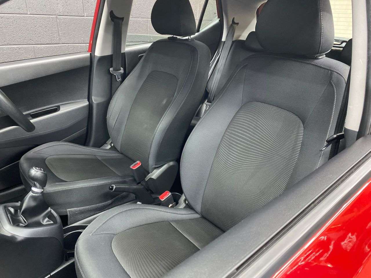 2018 HYUNDAI I10 2018 HYUNDAI I10