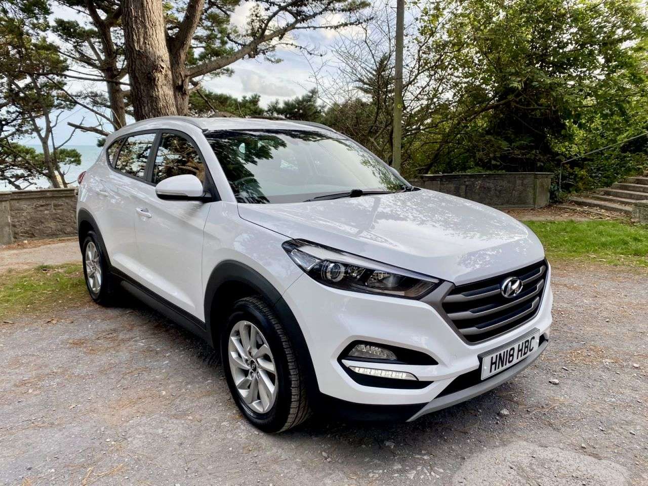 A 2018 HYUNDAI TUCSON 1.6 GDi Blue Drive SE Nav SUV 5dr Petrol Manual Euro 6 (s/s) (132 ps) A 2018 HYUNDAI TUCSON 1.6 GDi Blue Drive SE Nav SUV 5dr Petrol Manual Euro 6 (s/s) (132 ps)