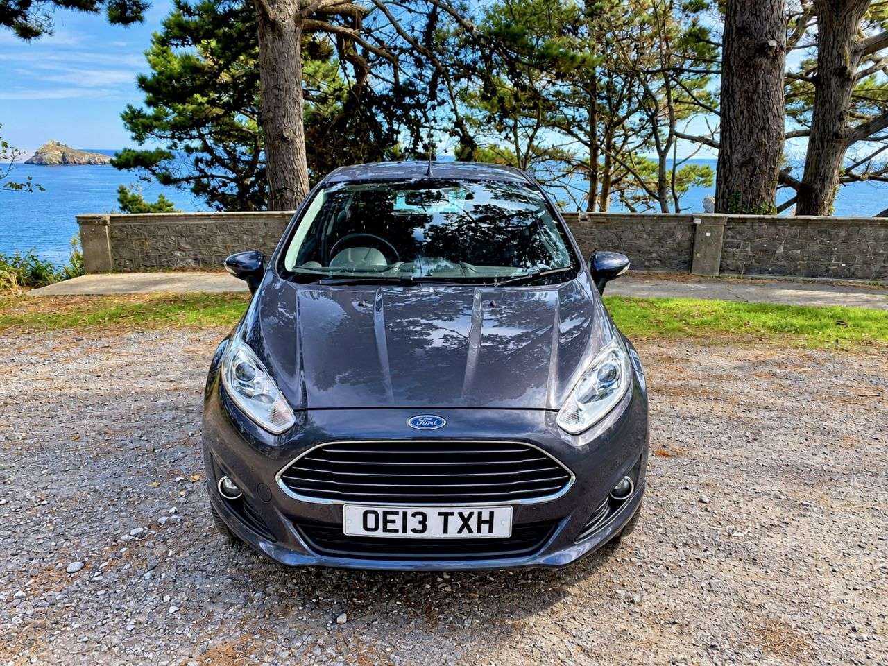 A 2013 FORD FIESTA 1.0T EcoBoost Zetec Hatchback 3dr Petrol Manual Euro 5 (s/s) (100 ps) A 2013 FORD FIESTA 1.0T EcoBoost Zetec Hatchback 3dr Petrol Manual Euro 5 (s/s) (100 ps)