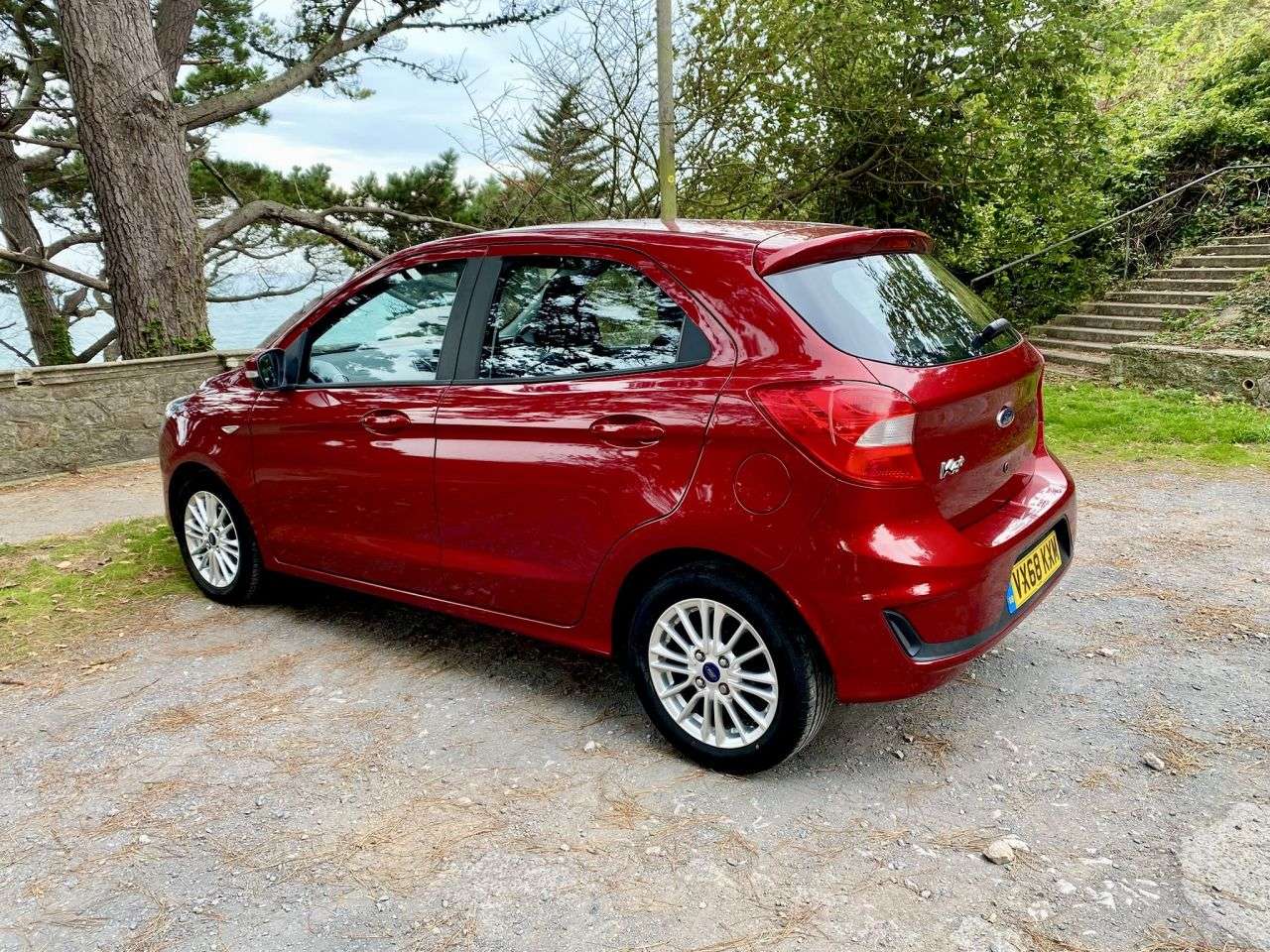 A 2018 FORD KA+ 1.2 Ti-VCT Zetec Hatchback 5dr Petrol Manual Euro 6 (s/s) (70 ps) A 2018 FORD KA+ 1.2 Ti-VCT Zetec Hatchback 5dr Petrol Manual Euro 6 (s/s) (70 ps)