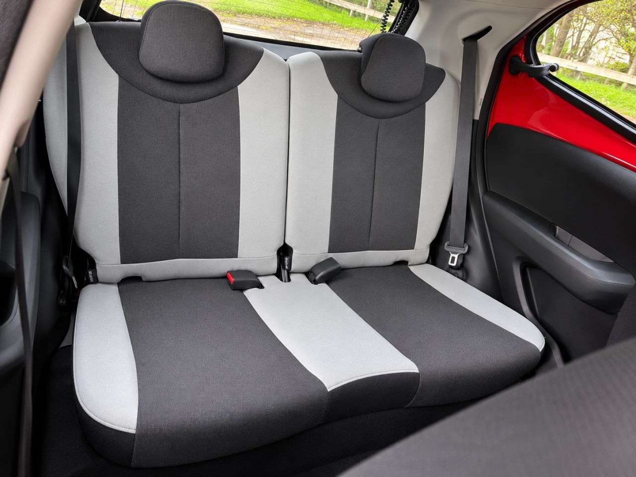 2016 TOYOTA AYGO 2016 TOYOTA AYGO