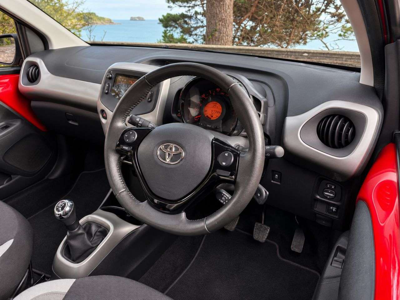 2016 TOYOTA AYGO 2016 TOYOTA AYGO