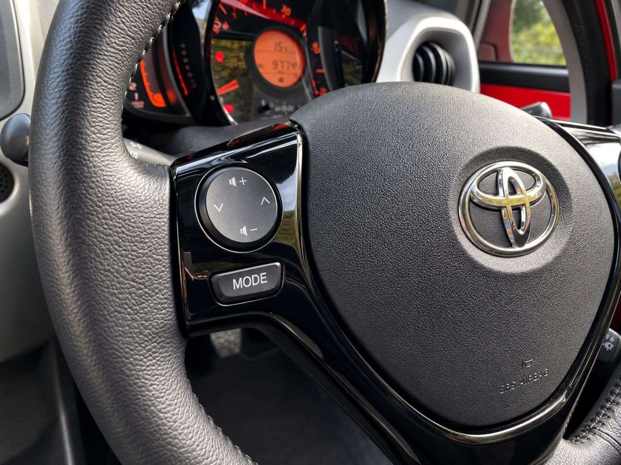 2016 TOYOTA AYGO 2016 TOYOTA AYGO