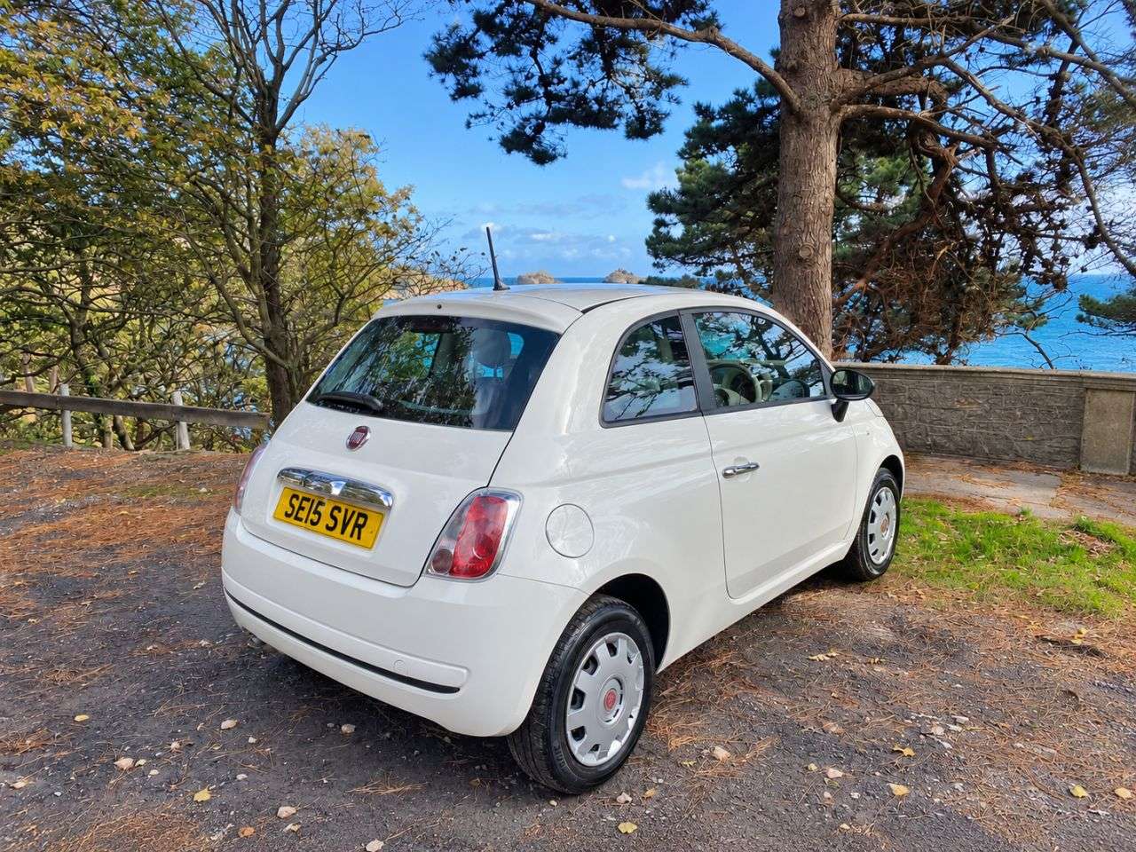 A 2015 FIAT 500 1.2 Pop Hatchback 3dr Petrol Manual Euro 6 (s/s) (69 bhp) A 2015 FIAT 500 1.2 Pop Hatchback 3dr Petrol Manual Euro 6 (s/s) (69 bhp)