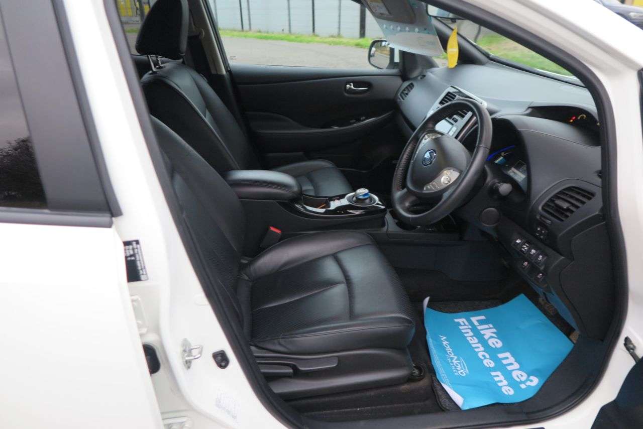 2017 NISSAN LEAF 2017 NISSAN LEAF