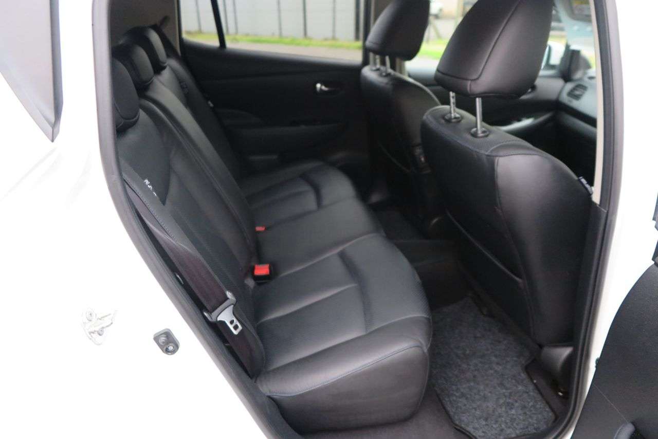 2017 NISSAN LEAF 2017 NISSAN LEAF