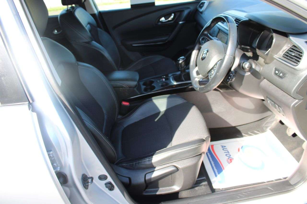 A 2018 RENAULT KADJAR 1.5 dCi Dynamique S 2018,Sat Nav,Bluetooth,DAB,Cruise,Parking Sensors,72mpg A 2018 RENAULT KADJAR 1.5 dCi Dynamique S 2018,Sat Nav,Bluetooth,DAB,Cruise,Parking Sensors,72mpg