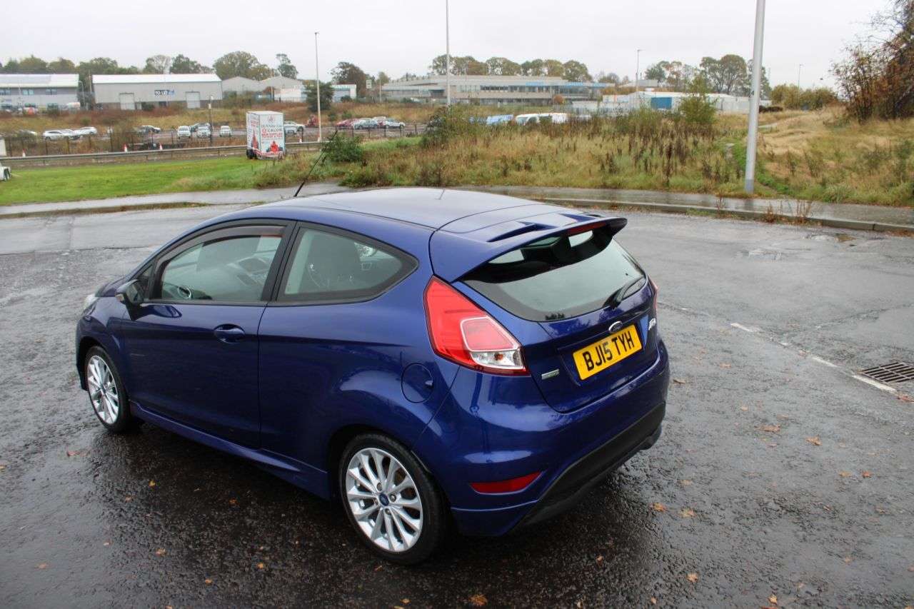 2015 FORD FIESTA 2015 FORD FIESTA
