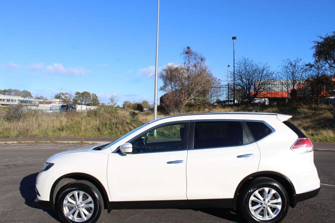 A 2016 NISSAN X-TRAIL 1.6 DCi Acenta 2016 7 Seater,Glass Roof,Bluetooth,Cruise Control,57mpg,F.S. A 2016 NISSAN X-TRAIL 1.6 DCi Acenta 2016 7 Seater,Glass Roof,Bluetooth,Cruise Control,57mpg,F.S.