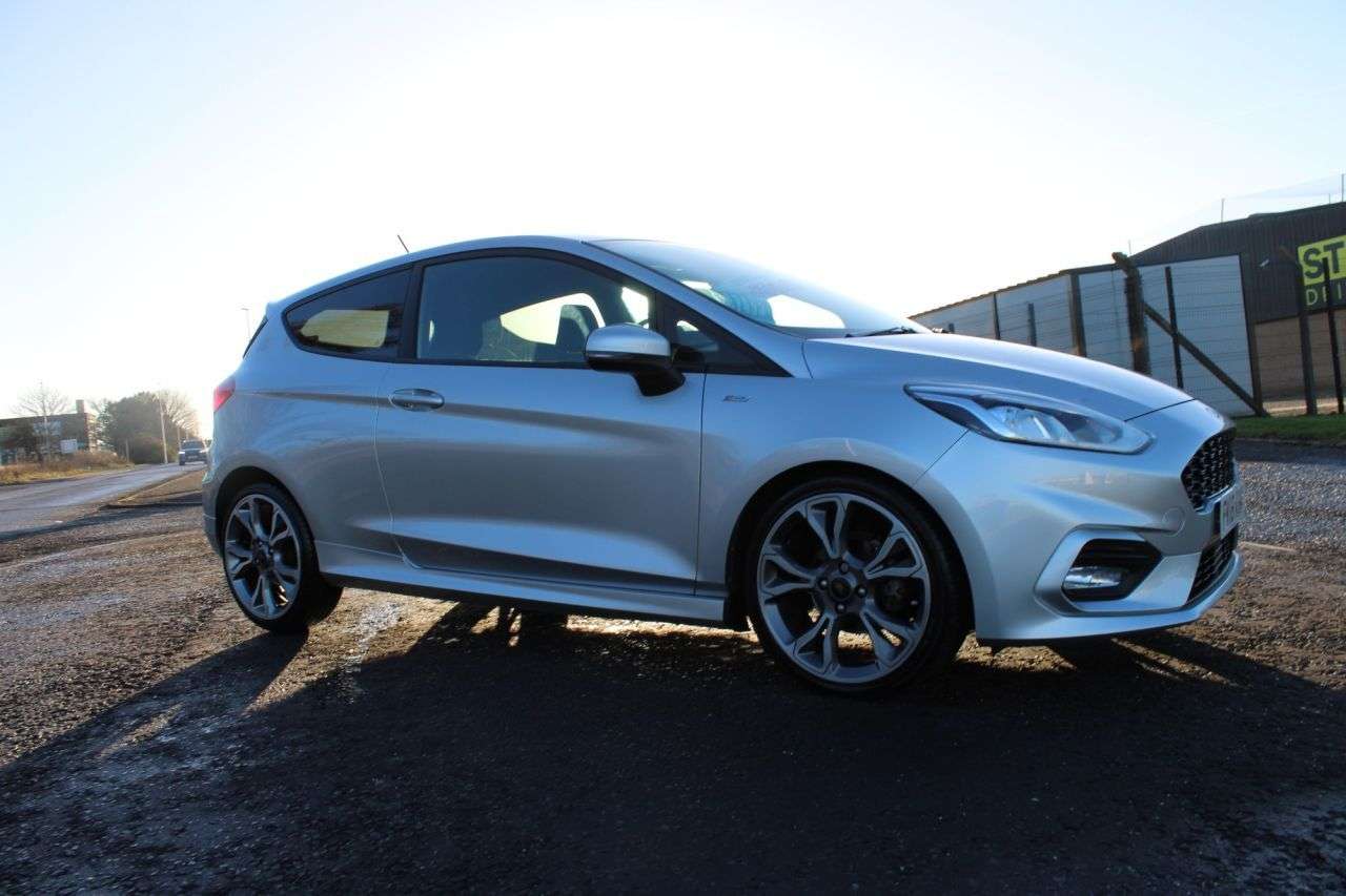 A 2018 FORD FIESTA 1.0T ST-Line 2018,Bluetooth,DAB,18*Alloys,Service History,Superb Condition, A 2018 FORD FIESTA 1.0T ST-Line 2018,Bluetooth,DAB,18*Alloys,Service History,Superb Condition,