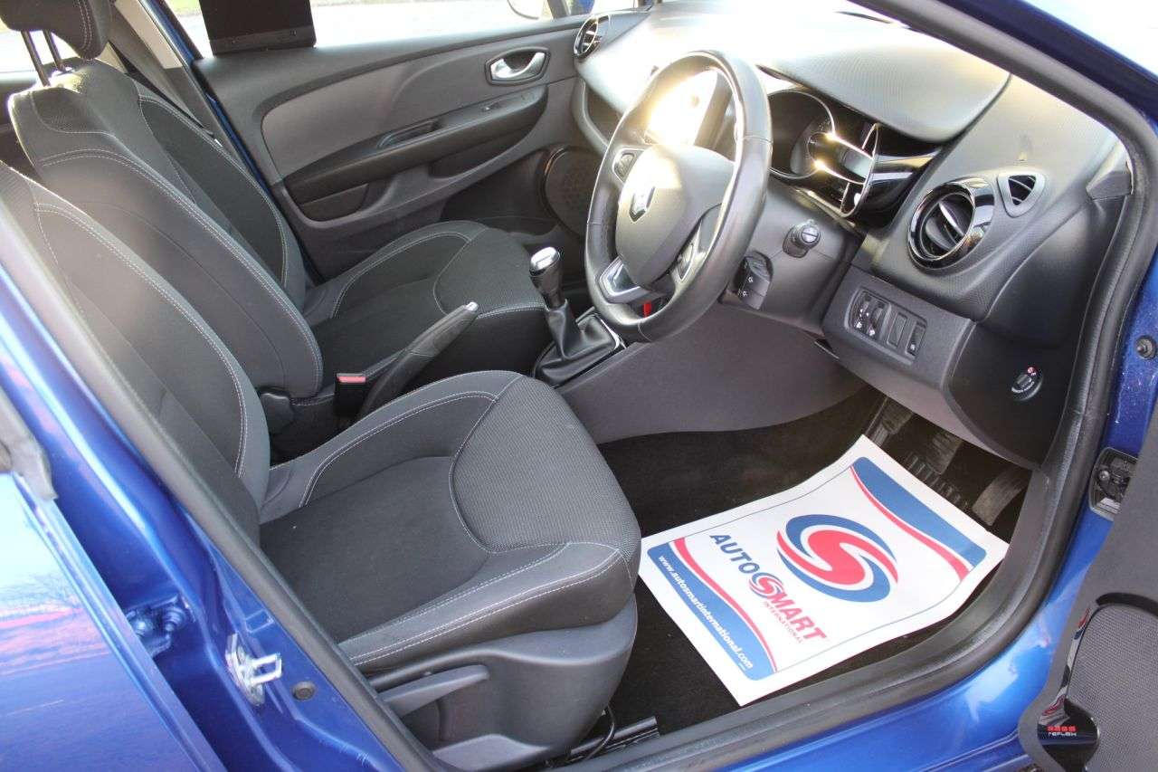 A 2018 RENAULT CLIO TCE Dynamic,2018.Bluetooth,Dab,Cruise,Sat Nav,60mpg,F.S.H,Ulez Compliant A 2018 RENAULT CLIO TCE Dynamic,2018.Bluetooth,Dab,Cruise,Sat Nav,60mpg,F.S.H,Ulez Compliant