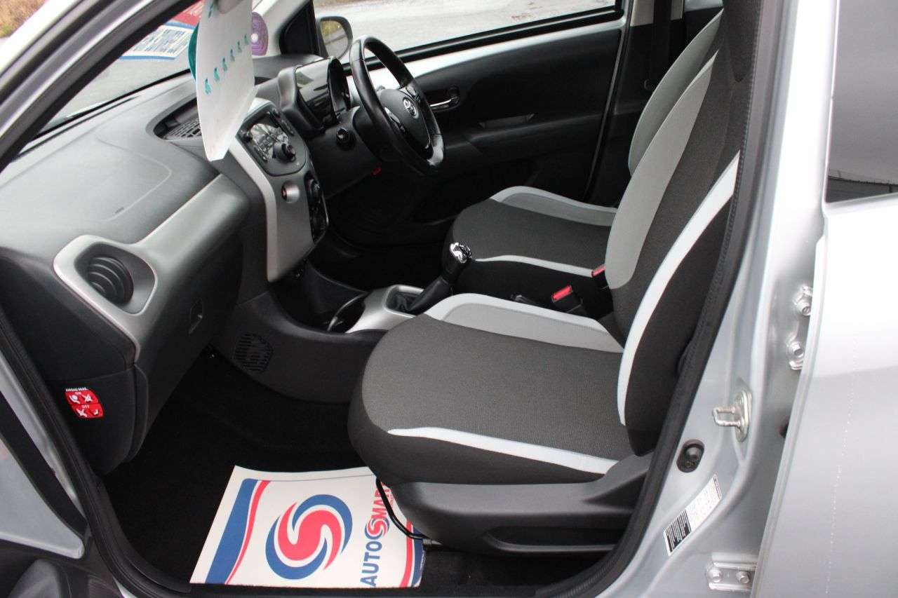 2016 TOYOTA AYGO 2016 TOYOTA AYGO