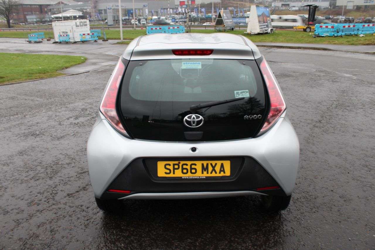2016 TOYOTA AYGO 2016 TOYOTA AYGO