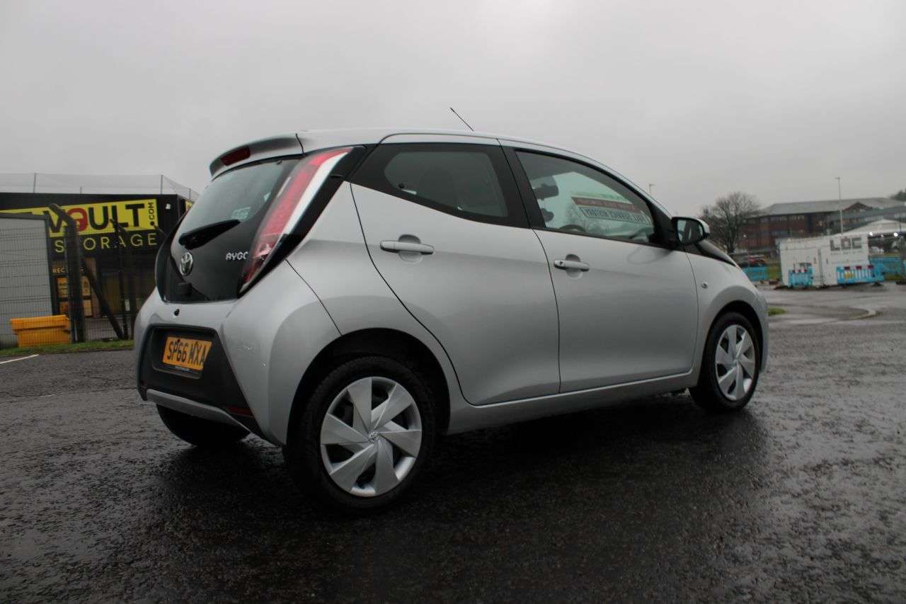 2016 TOYOTA AYGO 2016 TOYOTA AYGO