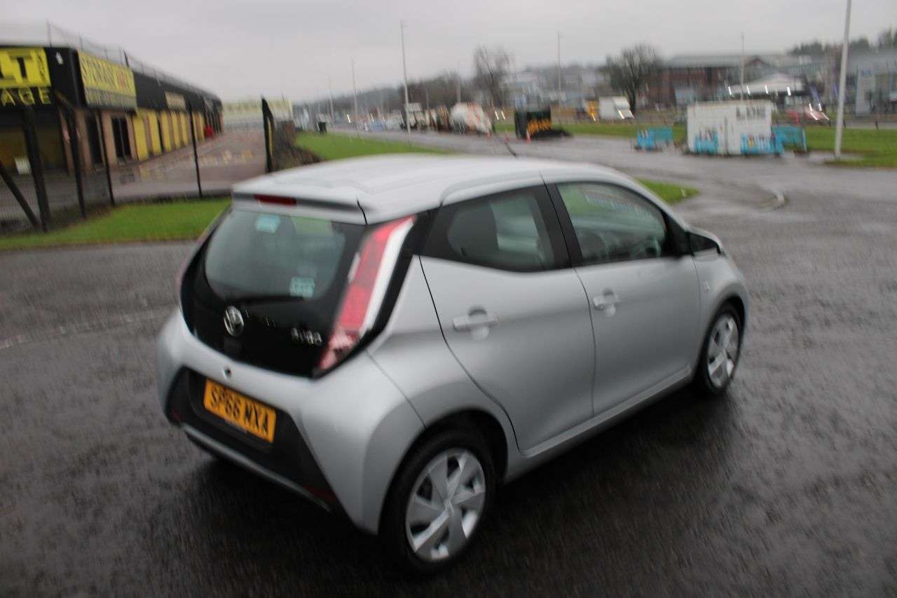 2016 TOYOTA AYGO 2016 TOYOTA AYGO