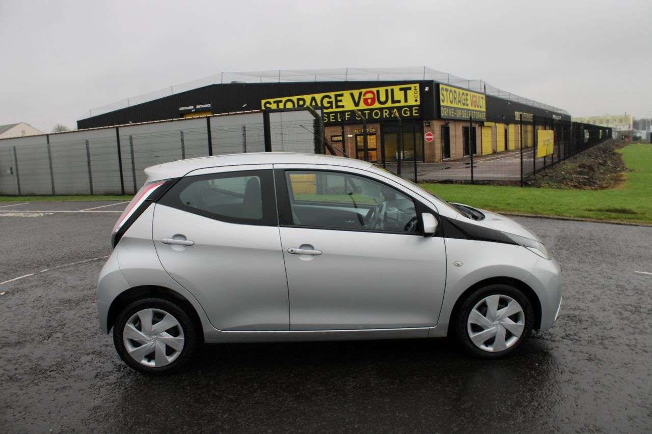 2016 TOYOTA AYGO 2016 TOYOTA AYGO