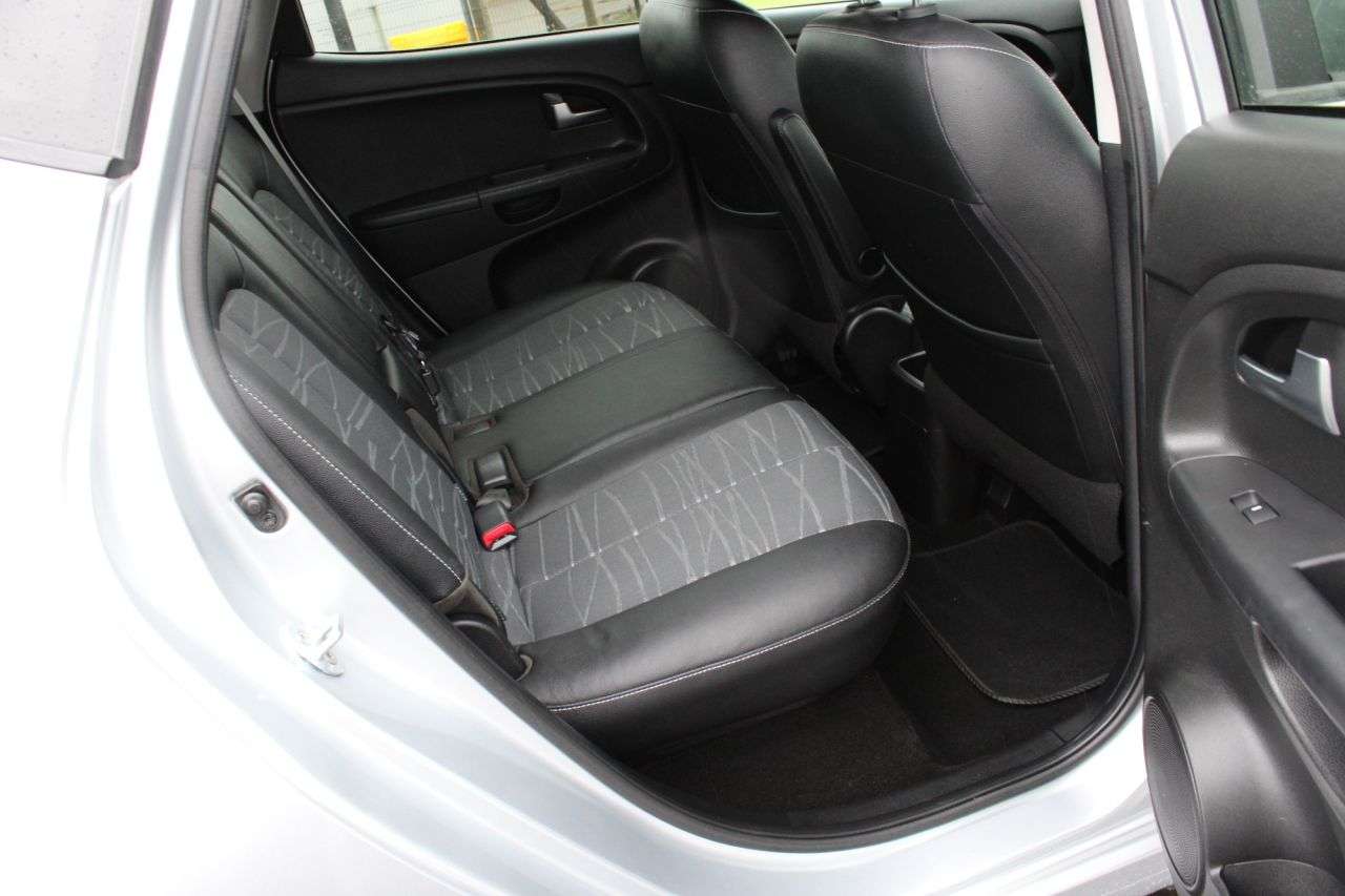 2017 KIA VENGA 2017 KIA VENGA