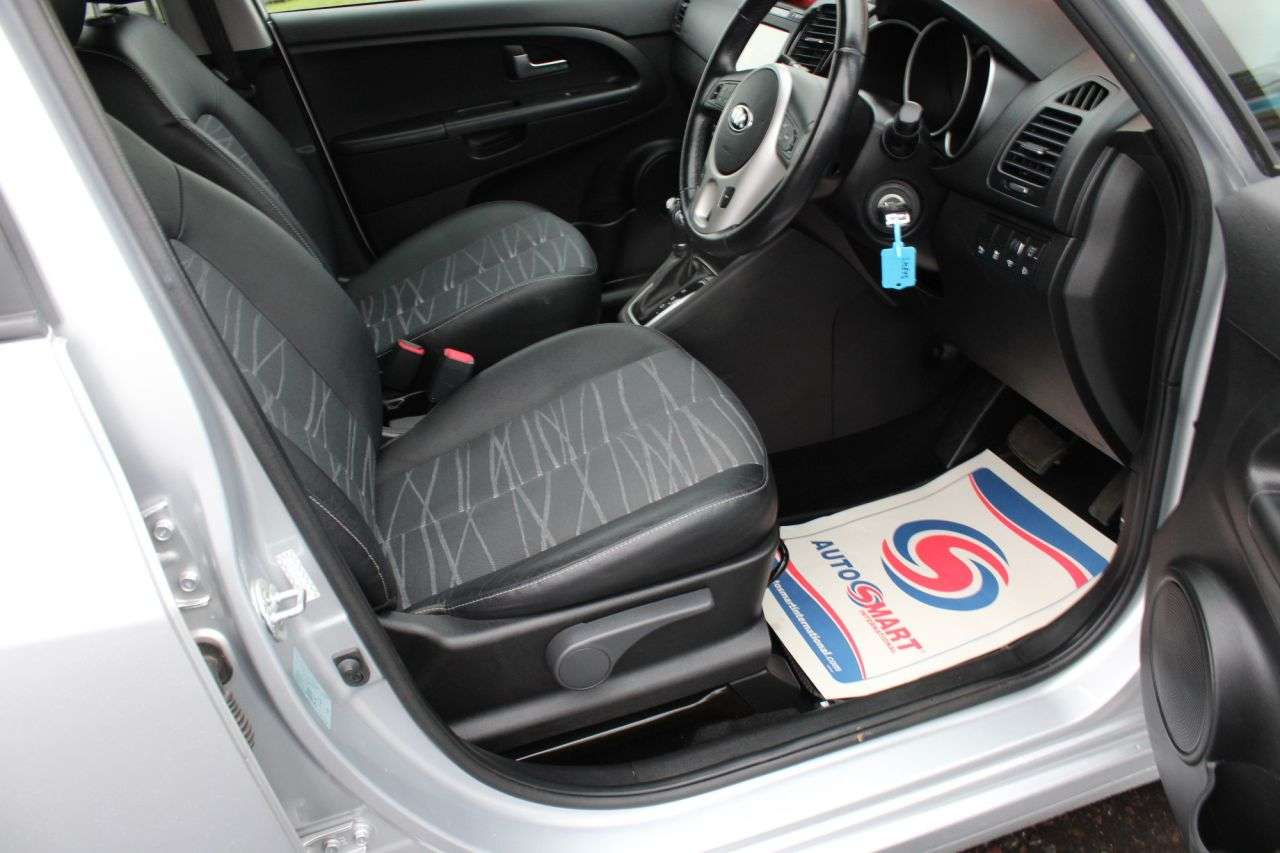 2017 KIA VENGA 2017 KIA VENGA