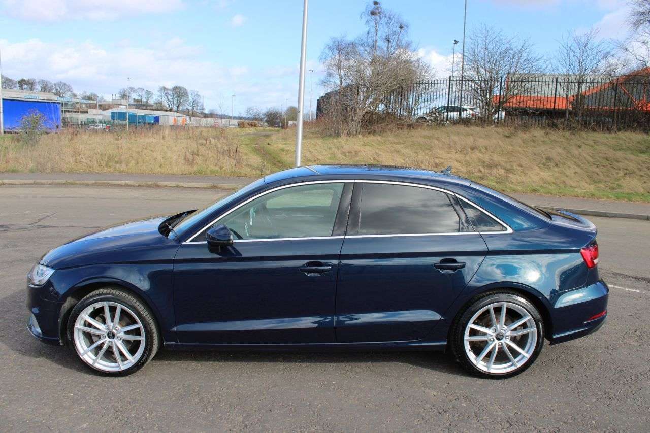 A 2018 AUDI A3 2.0 TDI Sport Saloon 2018,Sat Nav,Bluetooth,DAB,Parking Sensors,Superb Cond A 2018 AUDI A3 2.0 TDI Sport Saloon 2018,Sat Nav,Bluetooth,DAB,Parking Sensors,Superb Cond