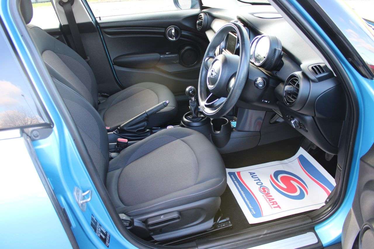 2017 MINI HATCH 2017 MINI HATCH