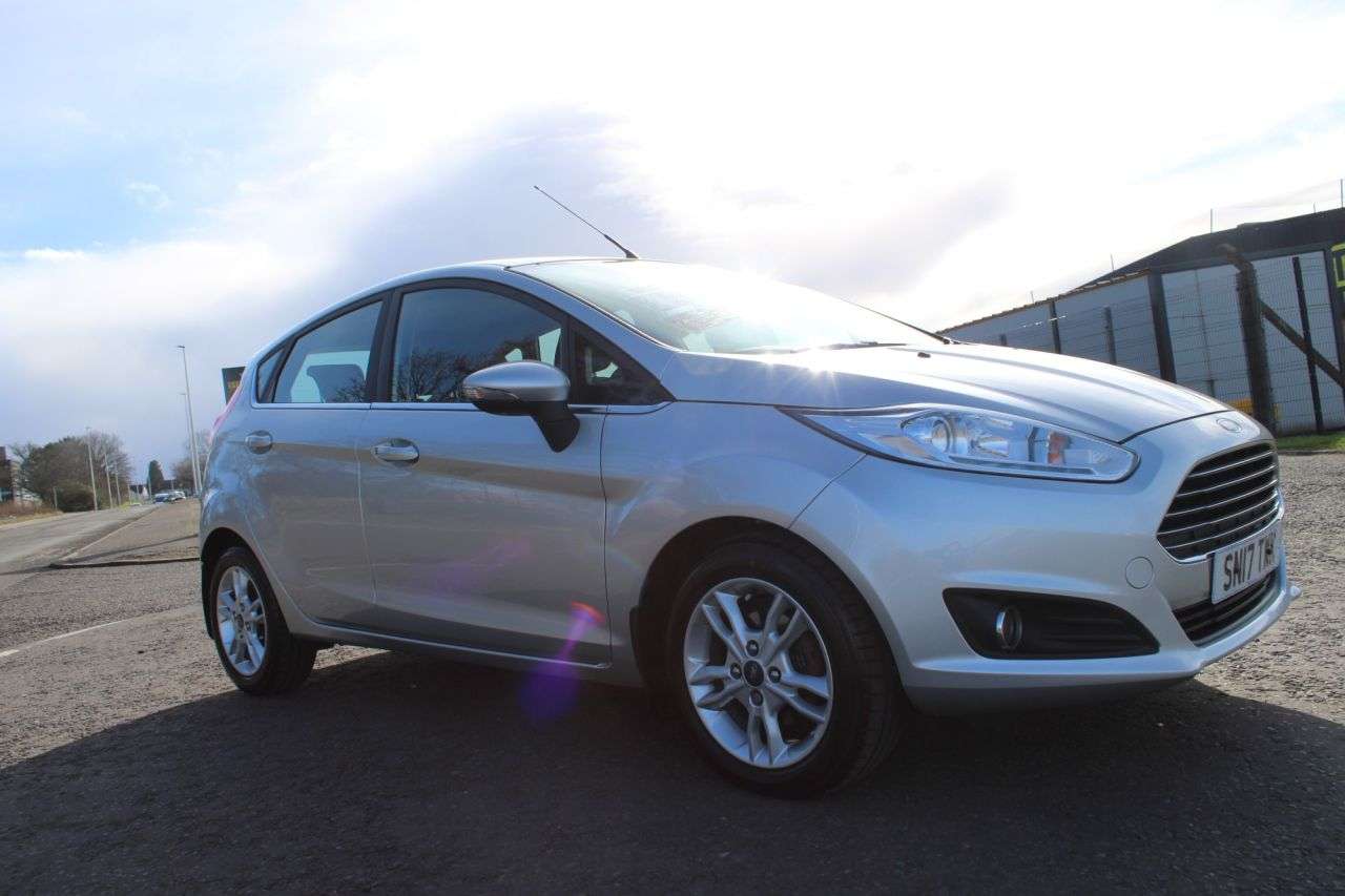 A 2017 FORD FIESTA 1.0T 2017,Bluetooth,Dab,Sat Nav,Parking Sensors,£20 Tax,F.S.H,Ulez Complian A 2017 FORD FIESTA 1.0T 2017,Bluetooth,Dab,Sat Nav,Parking Sensors,£20 Tax,F.S.H,Ulez Complian