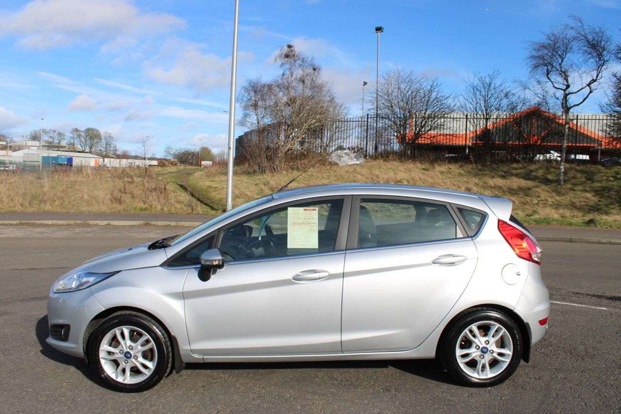 A 2017 FORD FIESTA 1.0T 2017,Bluetooth,Dab,Sat Nav,Parking Sensors,£20 Tax,F.S.H,Ulez Complian A 2017 FORD FIESTA 1.0T 2017,Bluetooth,Dab,Sat Nav,Parking Sensors,£20 Tax,F.S.H,Ulez Complian