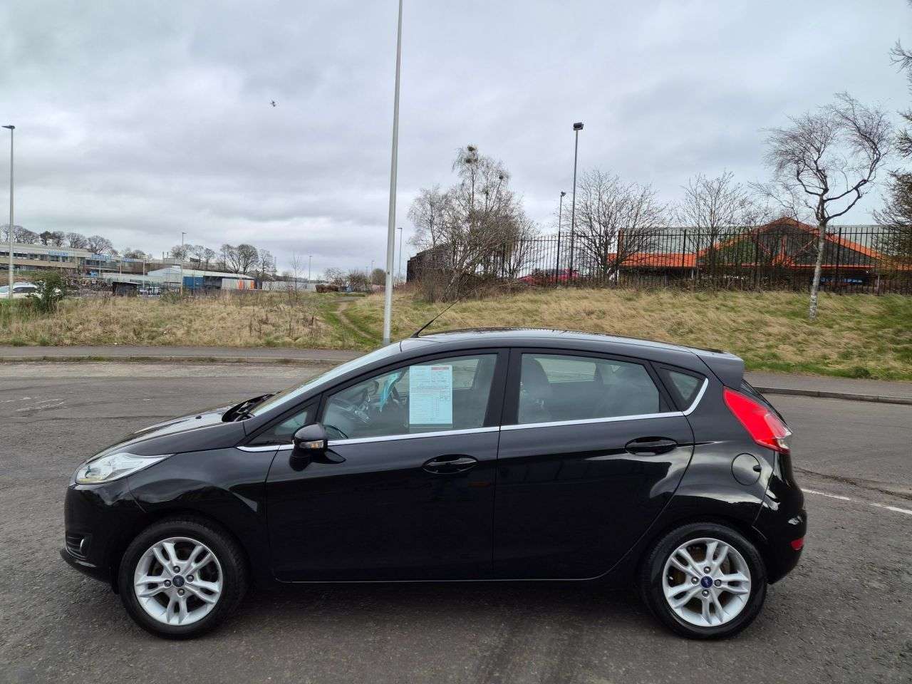 A 2016 FORD FIESTA 1.0T Zetec 2016,Bluetooth,DAB,£20,65mpg,Wet Belt Replaced,F.S.H,Ulez Compli A 2016 FORD FIESTA 1.0T Zetec 2016,Bluetooth,DAB,£20,65mpg,Wet Belt Replaced,F.S.H,Ulez Compli