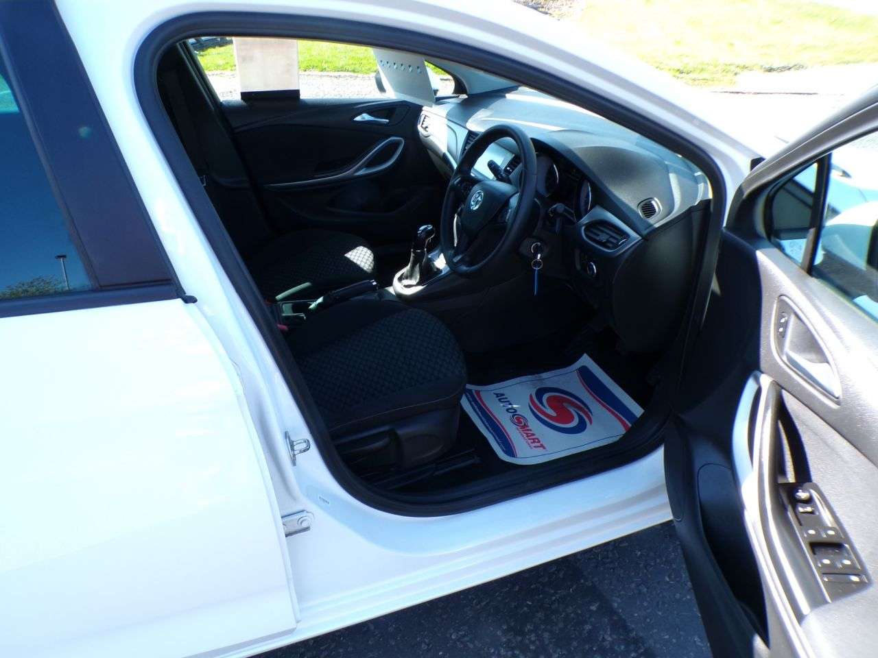 2018 VAUXHALL ASTRA 2018 VAUXHALL ASTRA
