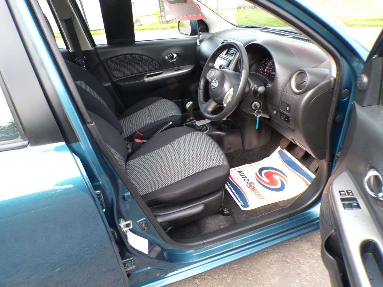 A 2015 NISSAN MICRA 1.2 Acenta 2015,Sat Nav,Air Con,Bluetooth,Cruise,£35 Tax,55mpg,Ulez Complia A 2015 NISSAN MICRA 1.2 Acenta 2015,Sat Nav,Air Con,Bluetooth,Cruise,£35 Tax,55mpg,Ulez Complia