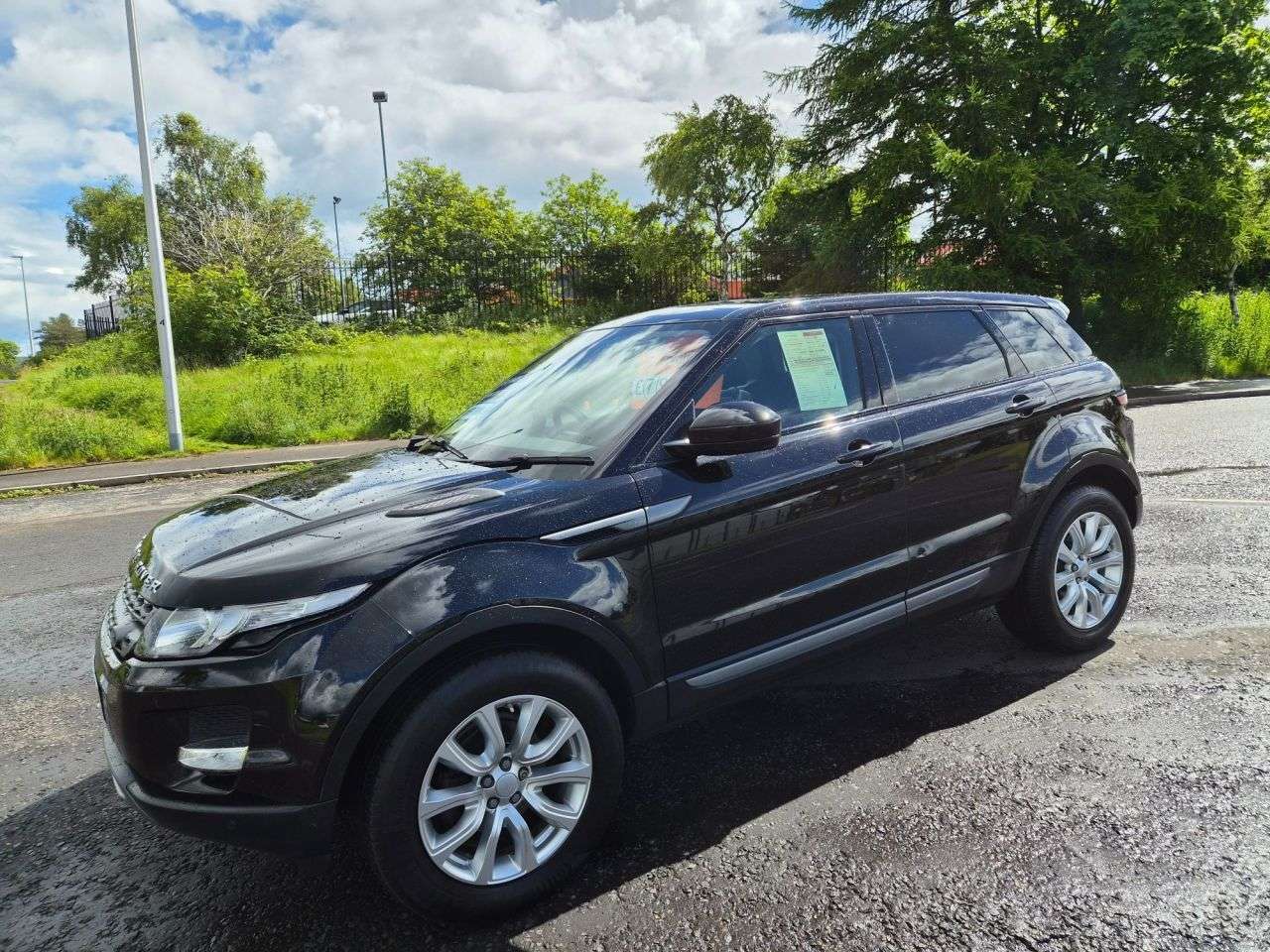 A 2015 LAND ROVER RANGE ROVER EVOQUE 2.2 SD4 Pure Tech 2015,Leather,Sat Nav,Glass Roof,DAB,Cruise,Parking Sensor A 2015 LAND ROVER RANGE ROVER EVOQUE 2.2 SD4 Pure Tech 2015,Leather,Sat Nav,Glass Roof,DAB,Cruise,Parking Sensor