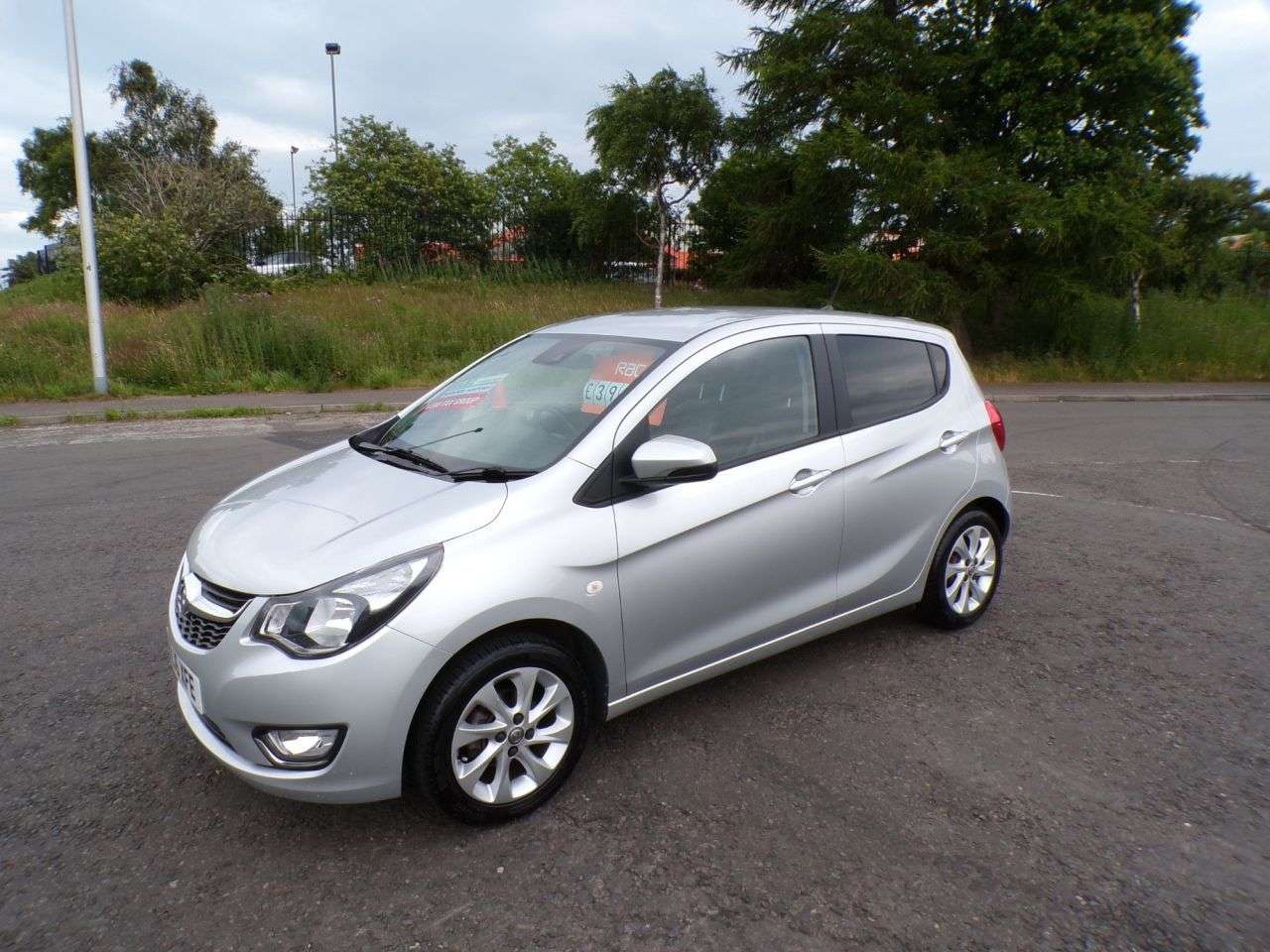 A 2016 VAUXHALL VIVA 1.0i SL 2016,Bluetooth,Cruise,Parking Sensors,62mpg,£20 Tax,Ulez Compliant A 2016 VAUXHALL VIVA 1.0i SL 2016,Bluetooth,Cruise,Parking Sensors,62mpg,£20 Tax,Ulez Compliant
